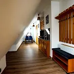 U Trebuniów *