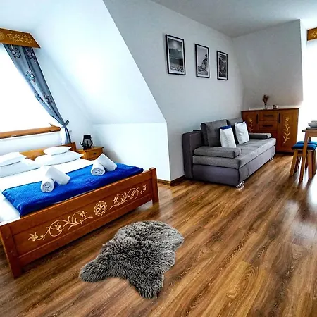 U Trebuniow W Okresie Zimowym Samochody Z Napedem 4x4 Apartman