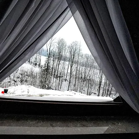 U Trebuniow W Okresie Zimowym Samochody Z Napedem 4x4 Apartman *